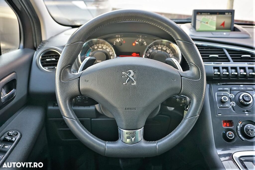 ***  2014 Peugeot 3008 2.0 HDi HYbrid4 Automata 205 Cai Euro 5 IMPECABILA !!!
