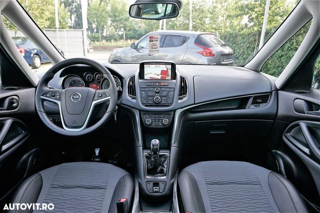 ***  2012 Opel Zafira Tourer 2.0 CDTI Cosmo Pack 130 Cai Euro 5 IMPECABILA !!!