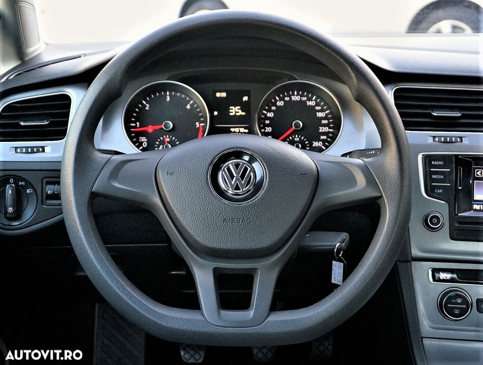 *** 2017 Volkswagen Golf 1.6 TDI TRENDLINE 110 Cai Euro 6 IMPECABILA !!!