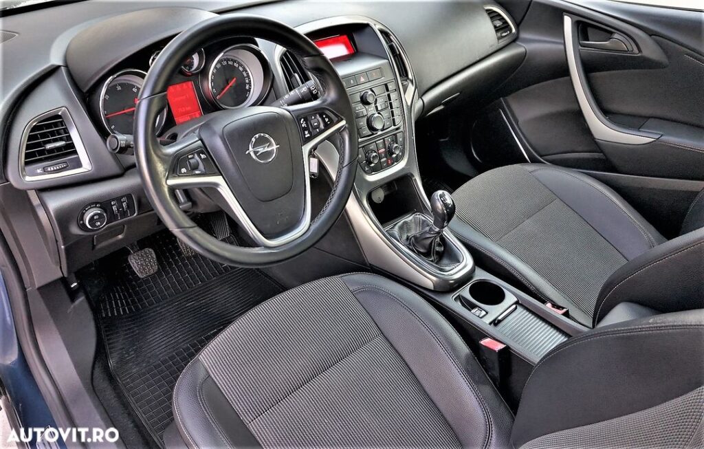 ***  2012 Opel Astra 1.4 Design Edition 100 Cai Euro 5 IMPECABILA !!!