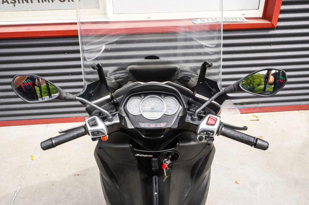 Piaggio Mp3-300-sport