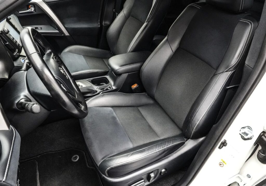 Toyota Rav-4