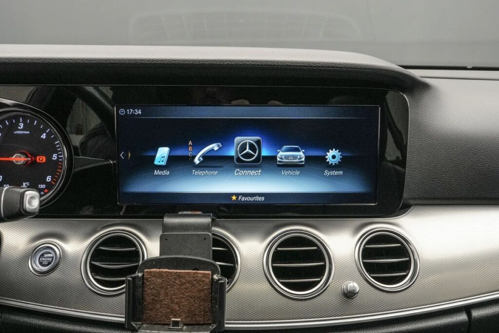 Mercedes-benz E
