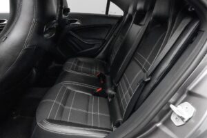 Mercedes-benz Cla-200