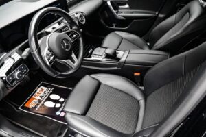 Mercedes-benz A-220