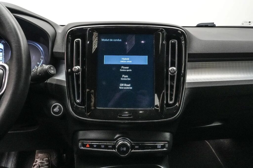 Volvo Xc-40