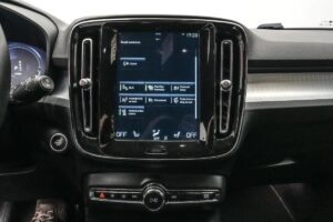 Volvo Xc-40