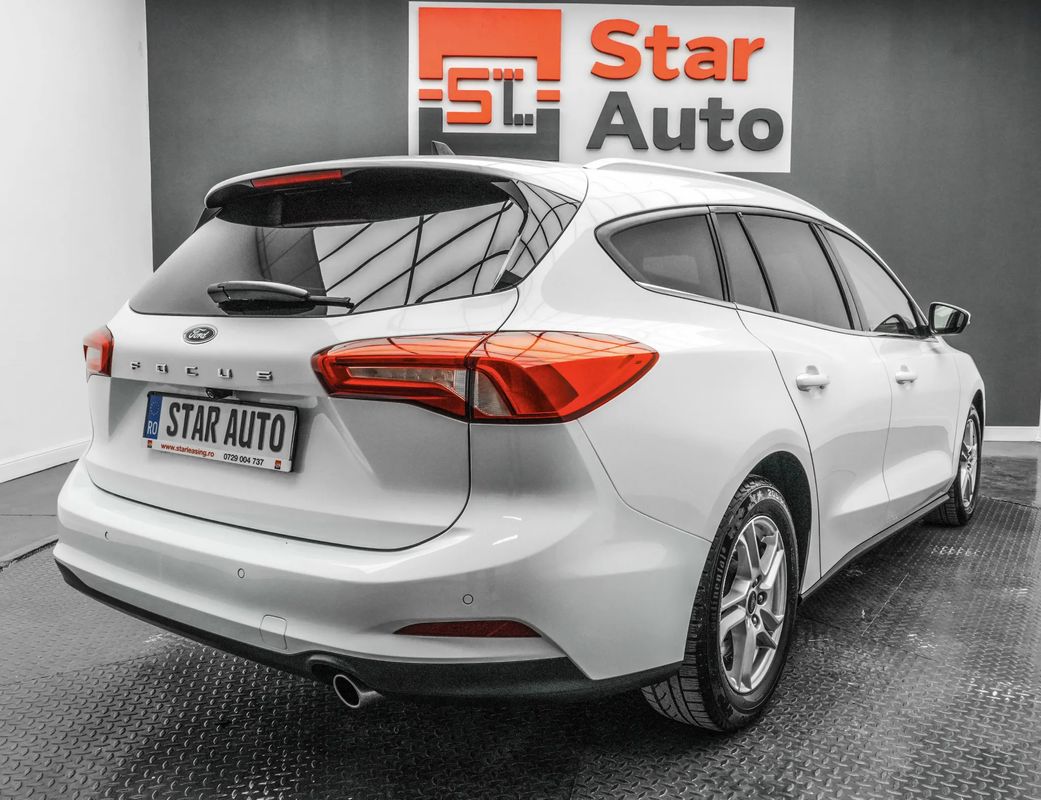 FORD Focus 2021 — imagine 6