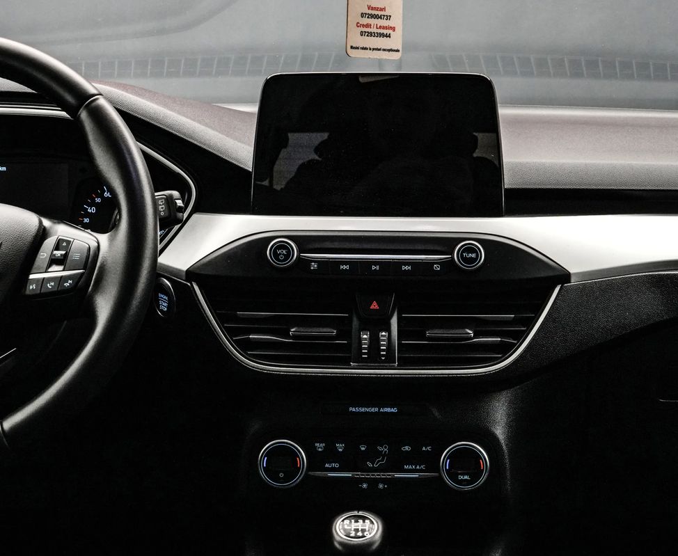 FORD Focus 2021 — imagine 18