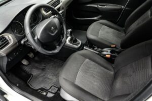 Peugeot 301