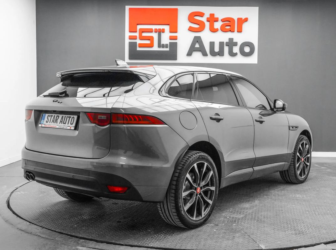 Jaguar F-pace