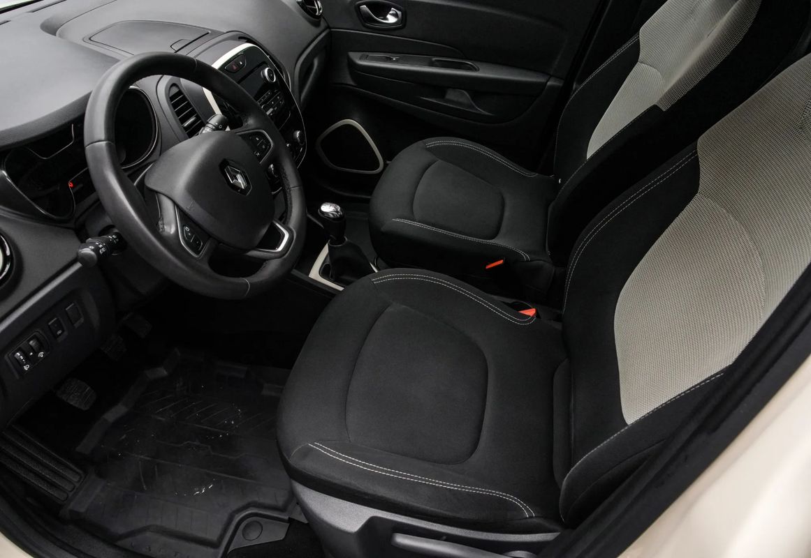 RENAULT Captur 2020 — imagine 11