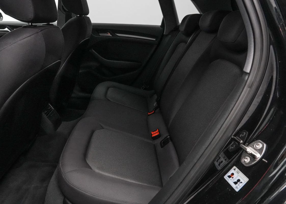 AUDI Unknown Model 2021 — imagine 15