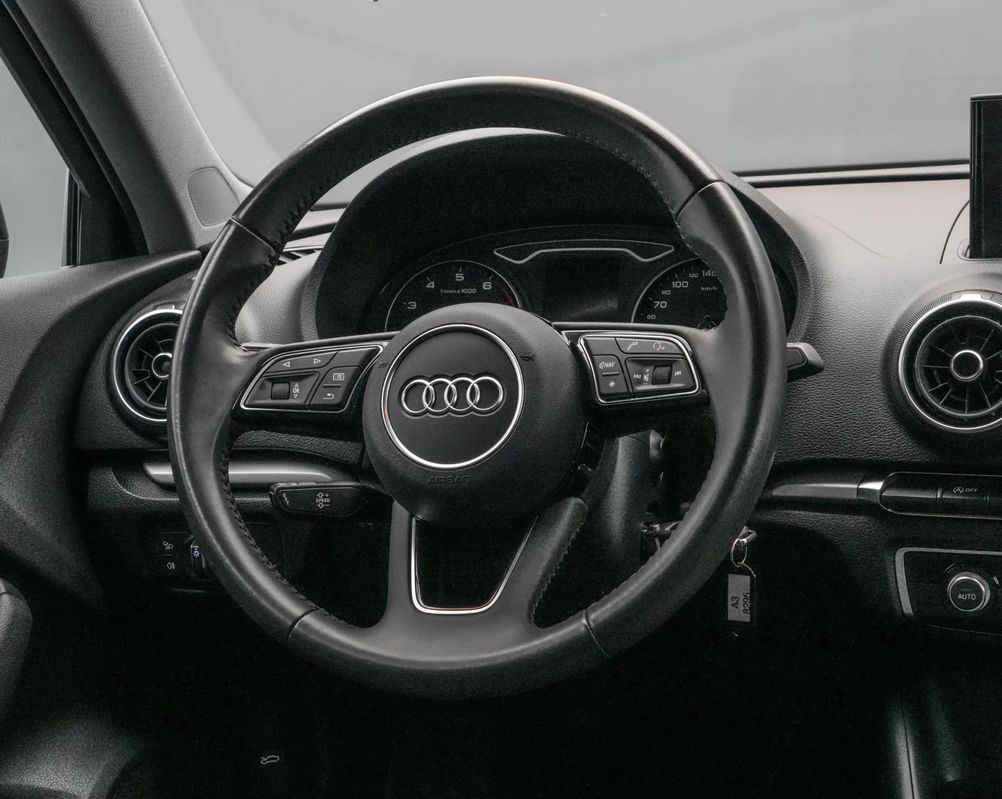 AUDI Unknown Model 2021 — imagine 17