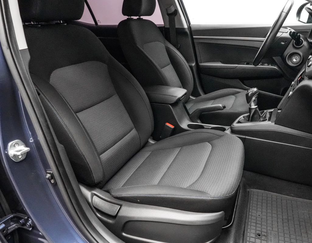 HYUNDAI Elantra 2018 — imagine 34