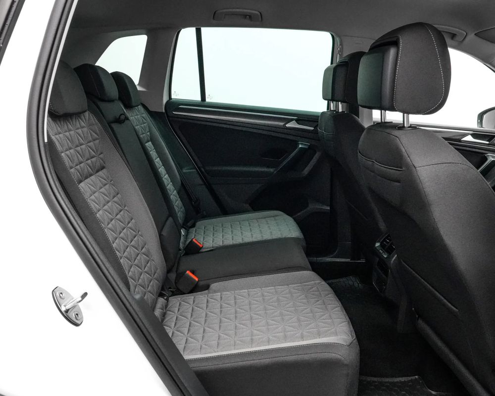VOLKSWAGEN Tiguan 2022 — imagine 73