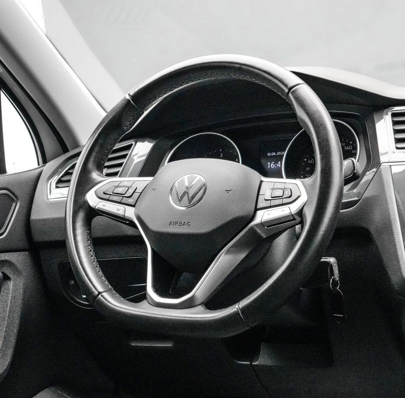 VOLKSWAGEN Tiguan 2022 — imagine 74