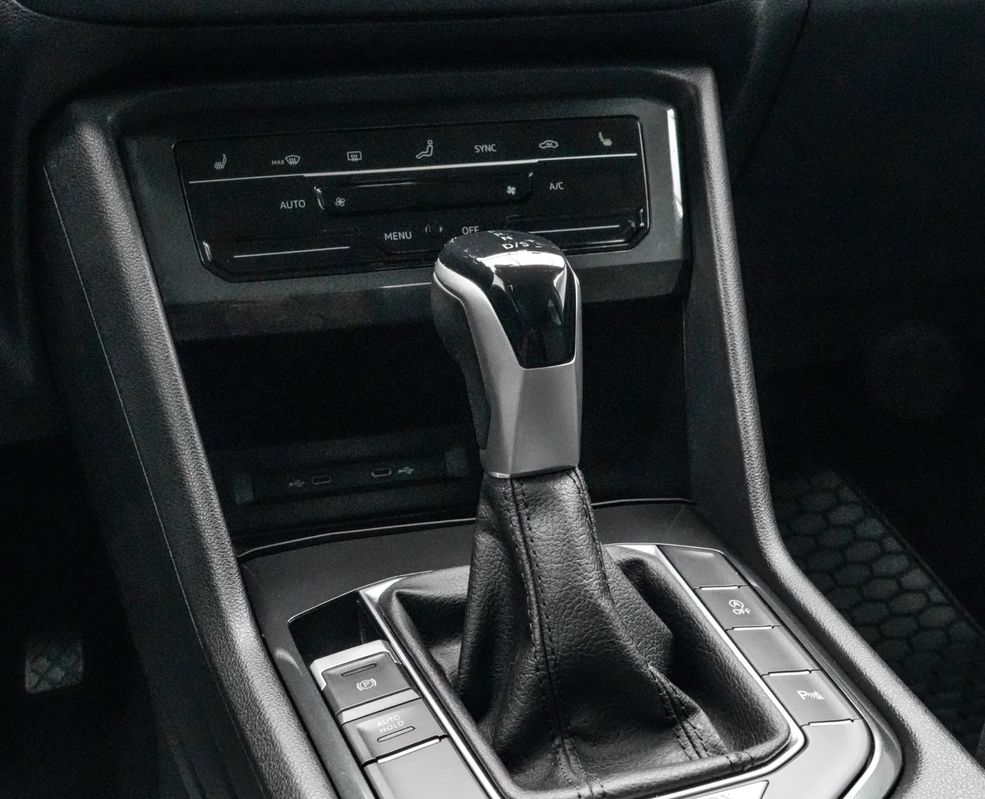 VOLKSWAGEN Tiguan 2022 — imagine 76