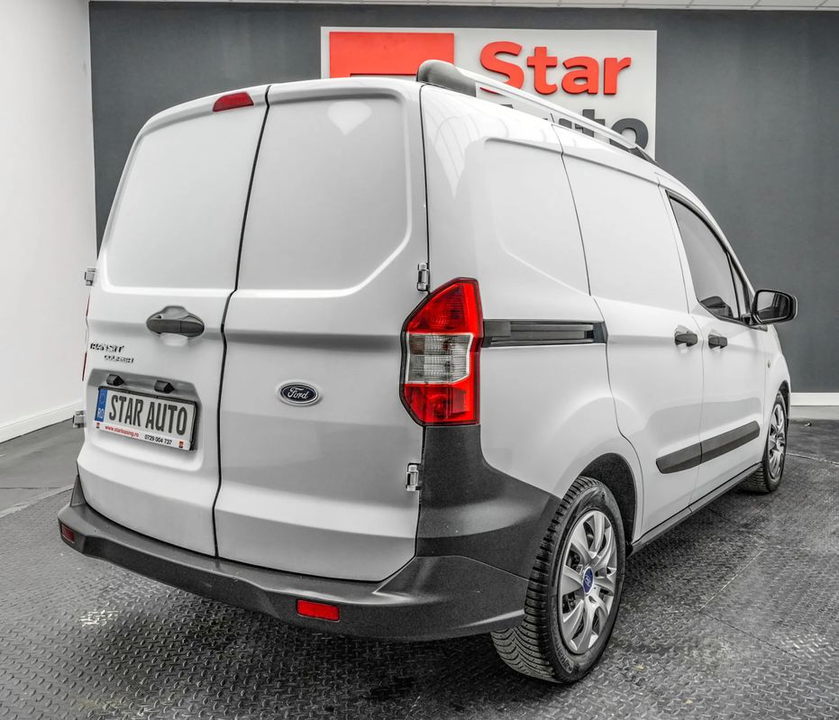 FORD Transit Courier 2022 — imagine 6
