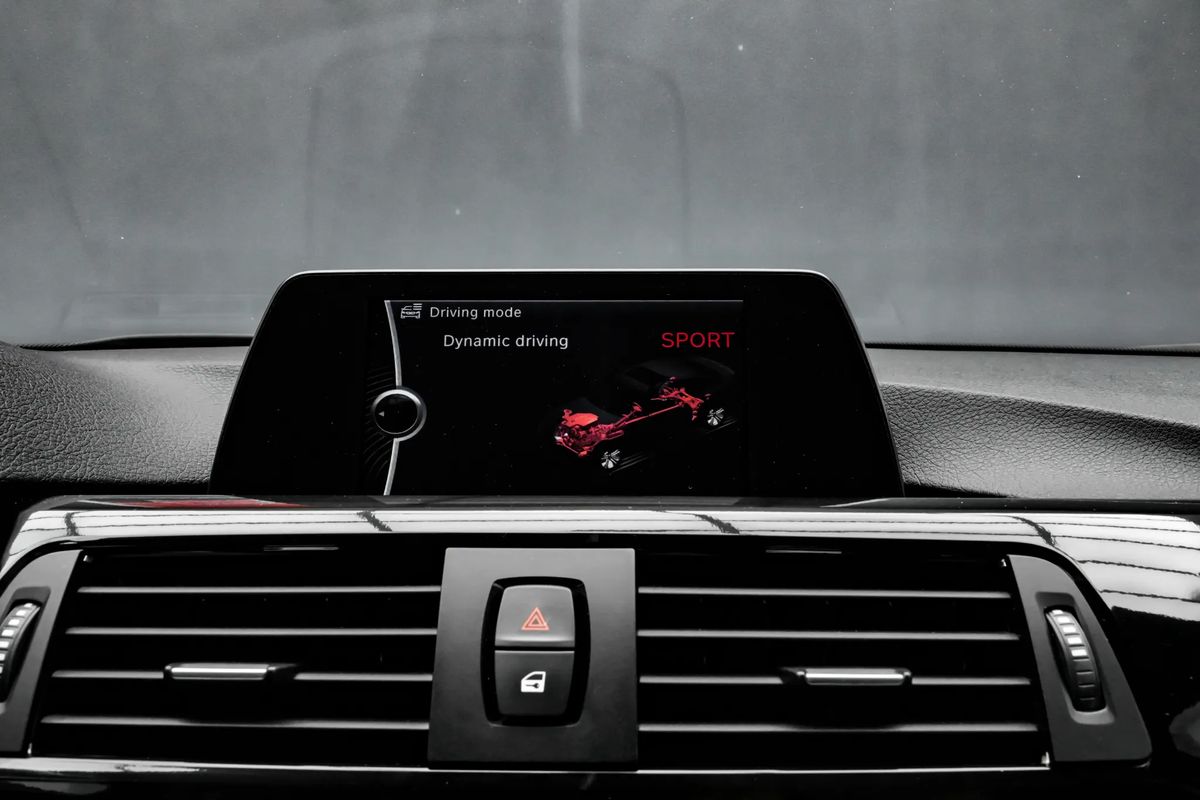 BMW 3 Series 2014 — imagine 42