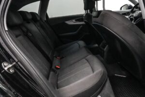 Audi A4-avant