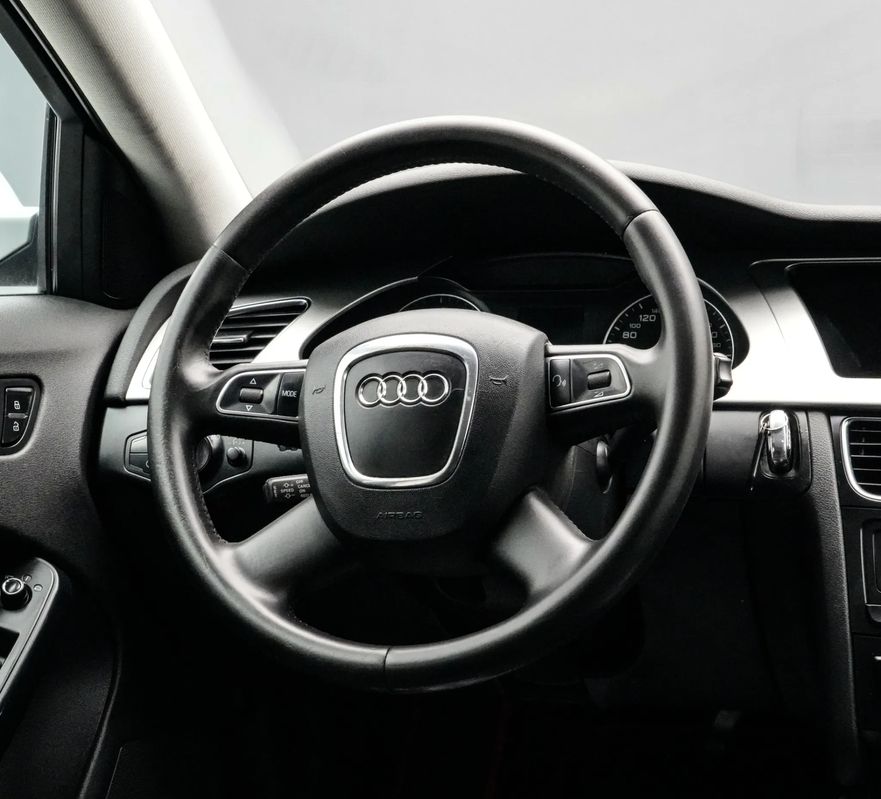 AUDI Unknown Model 2011 — imagine 17