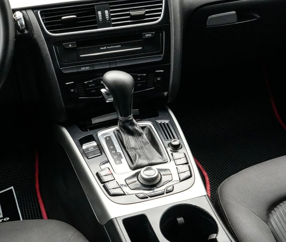 AUDI Unknown Model 2011 — imagine 19