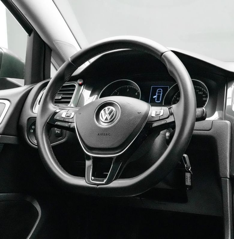 VOLKSWAGEN Golf 2018 — imagine 38