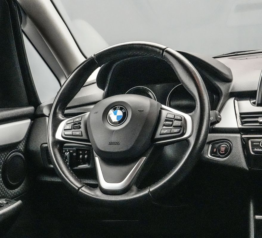 BMW 2 Series 2022 — imagine 17