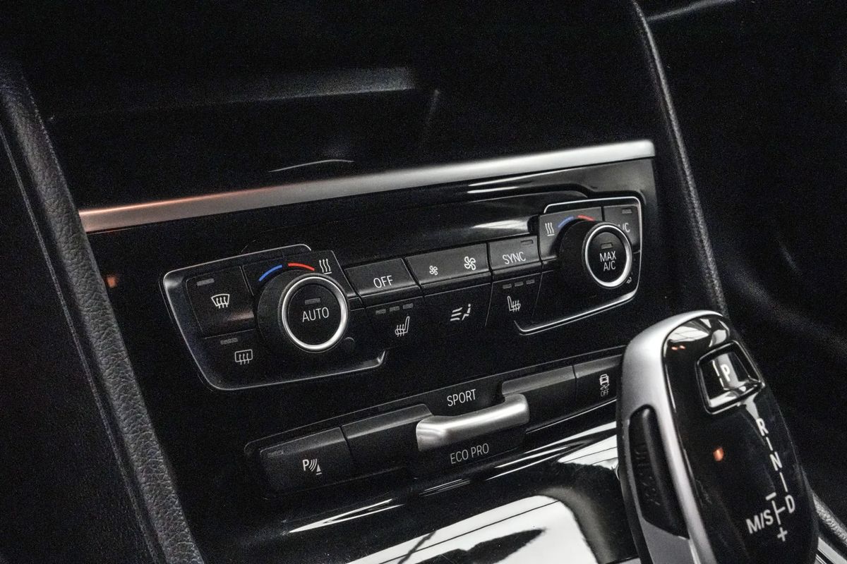 BMW 2 Series 2022 — imagine 20